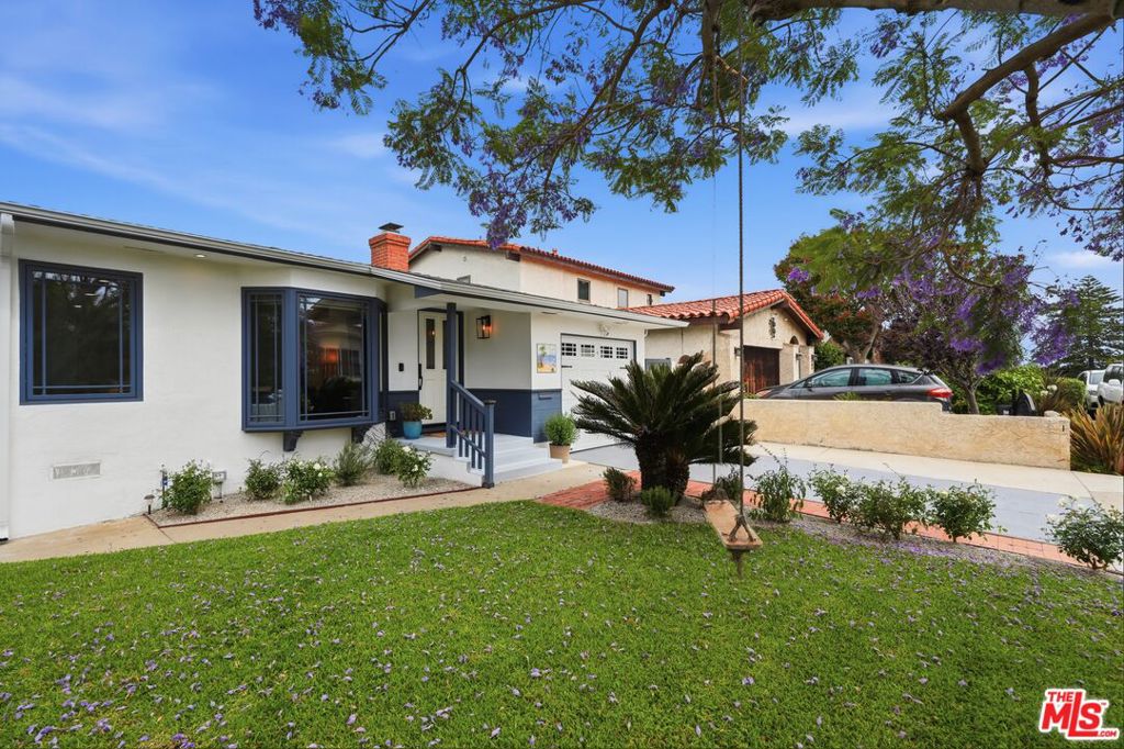 3600 Pine Avenue Property Photo 2