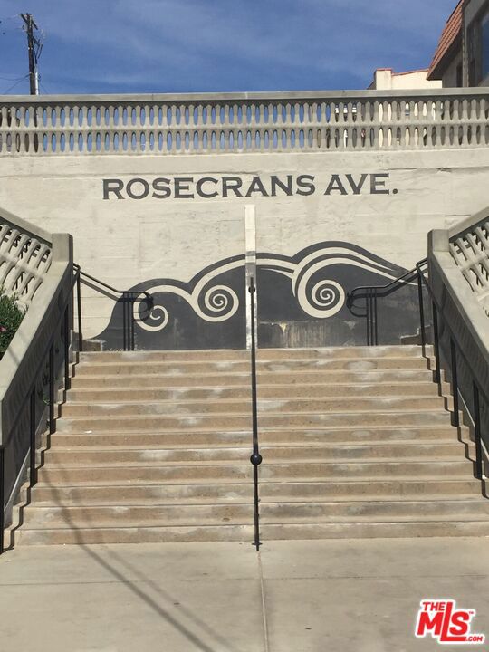 472 Rosecrans Avenue Property Photo 41