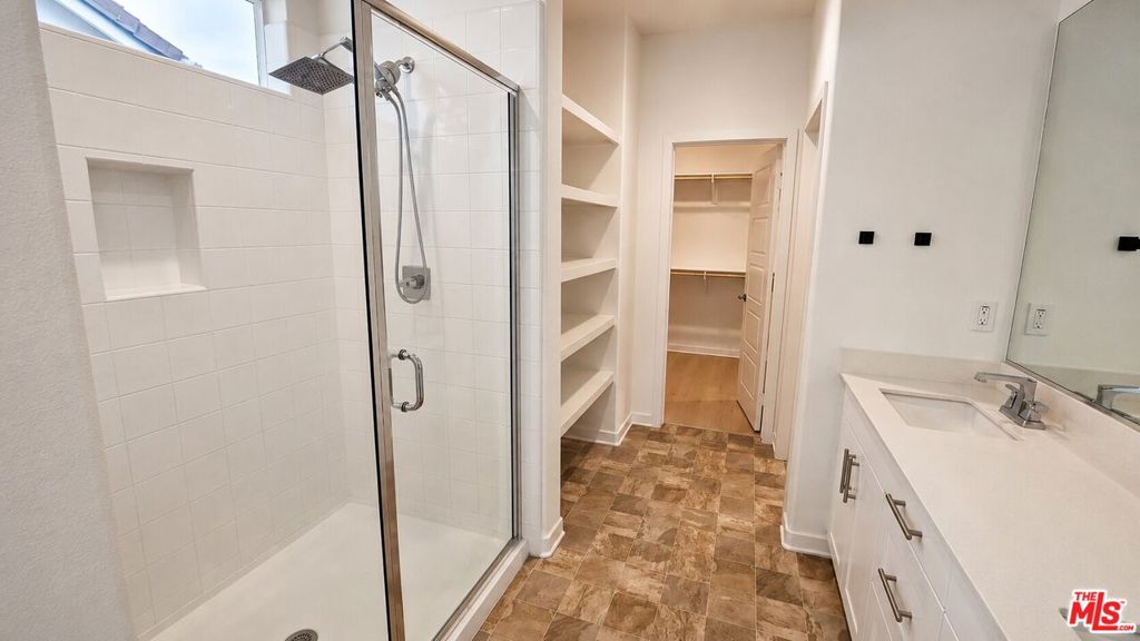 6972 Calla Lily Drive Property Photo 13