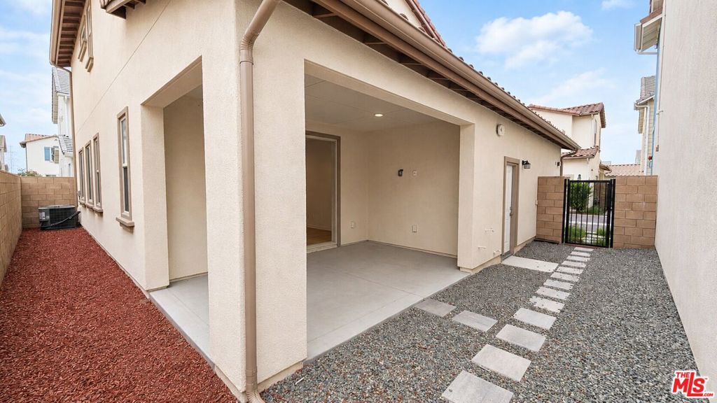 6972 Calla Lily Drive Property Photo 28