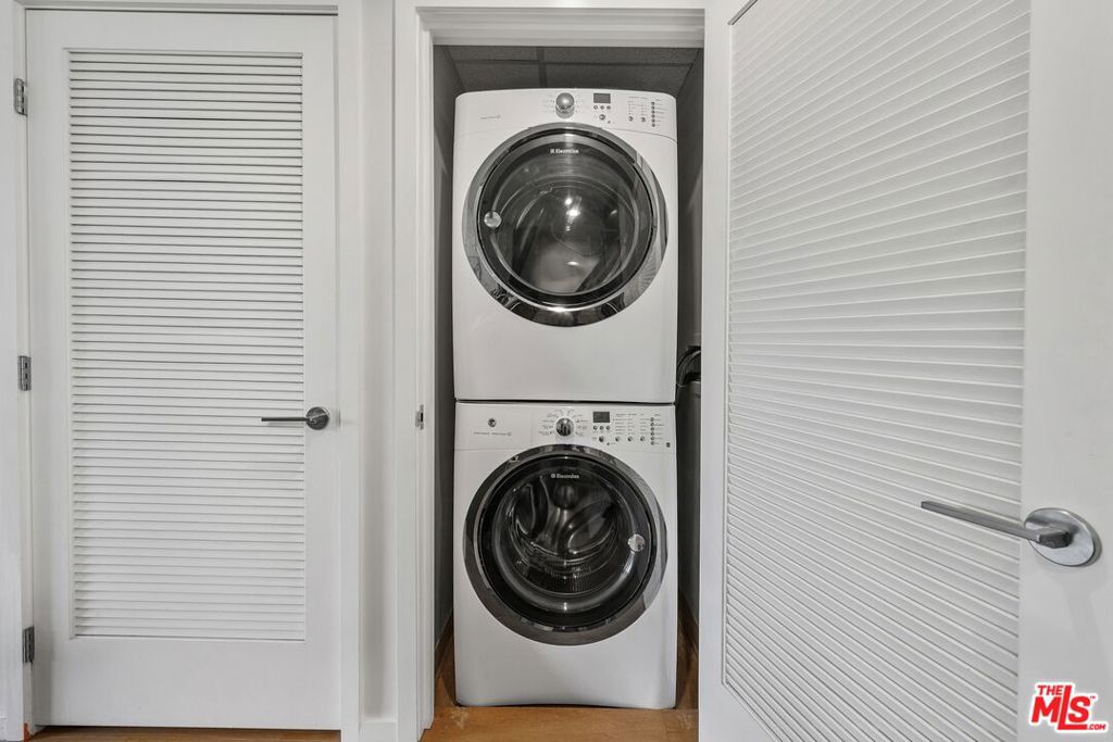 1705 Ocean Avenue 312 Property Photo 15