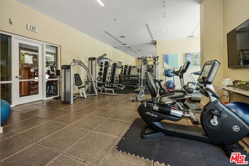 1705 Ocean Avenue 312 Property Photo 19