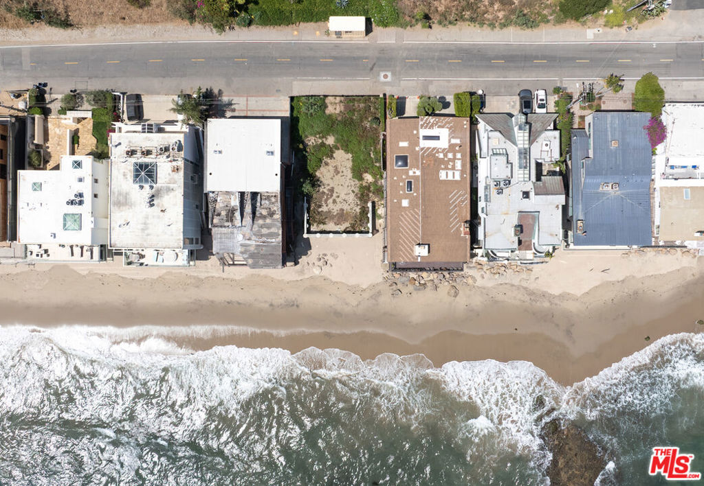 25260 Malibu Road Property Photo 8