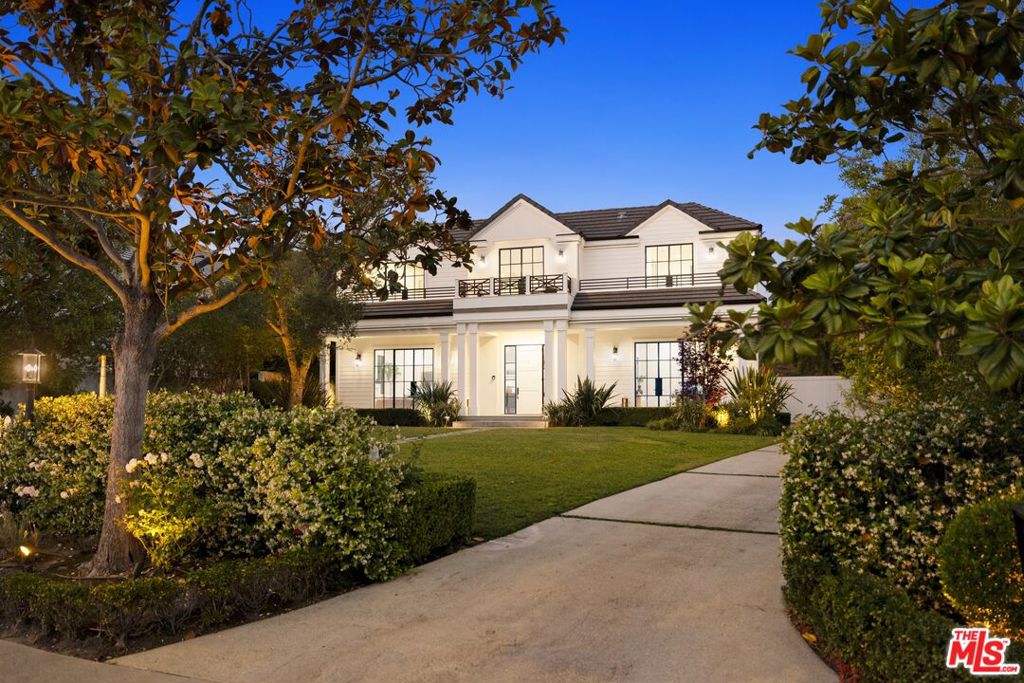 1459 Via Cresta Property Photo 1