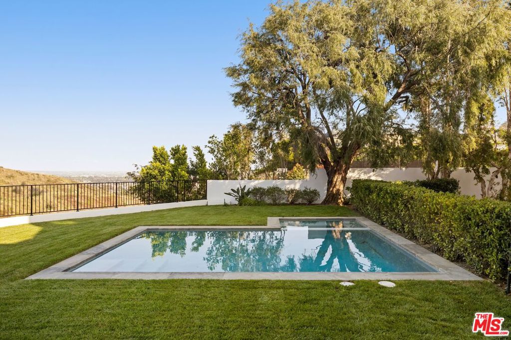 1459 Via Cresta Property Photo 9