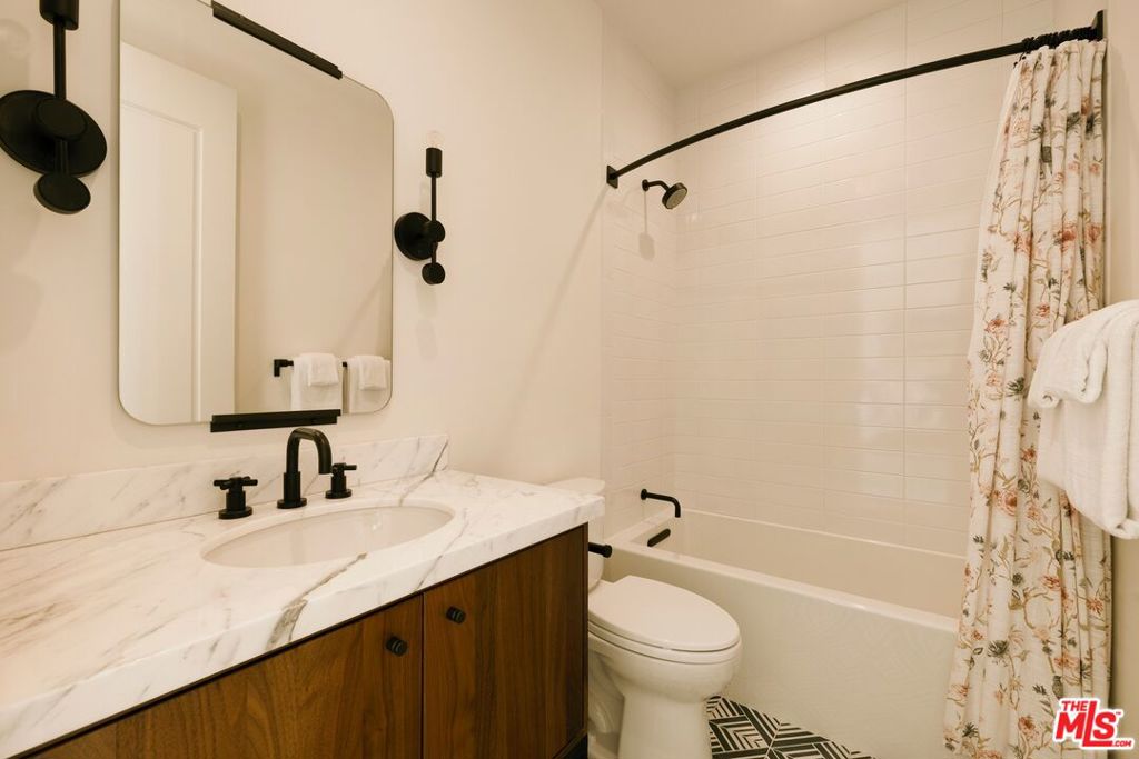 1459 Via Cresta Property Photo 23