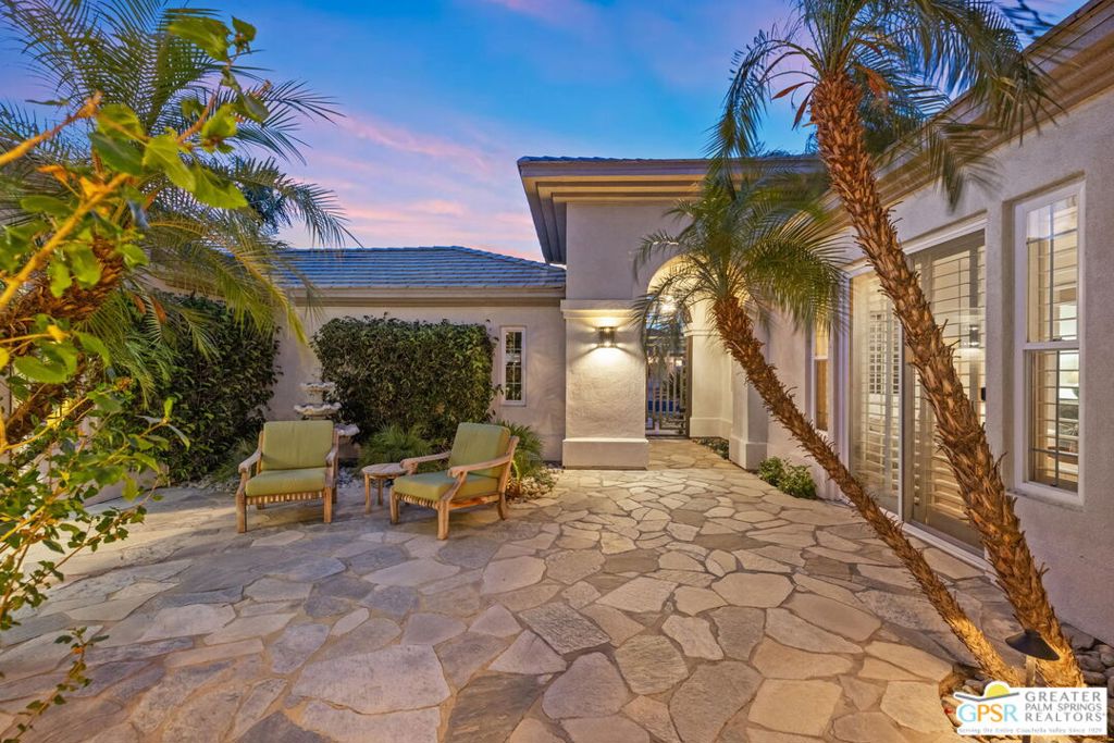 38 Calle Del Norte Property Photo 17