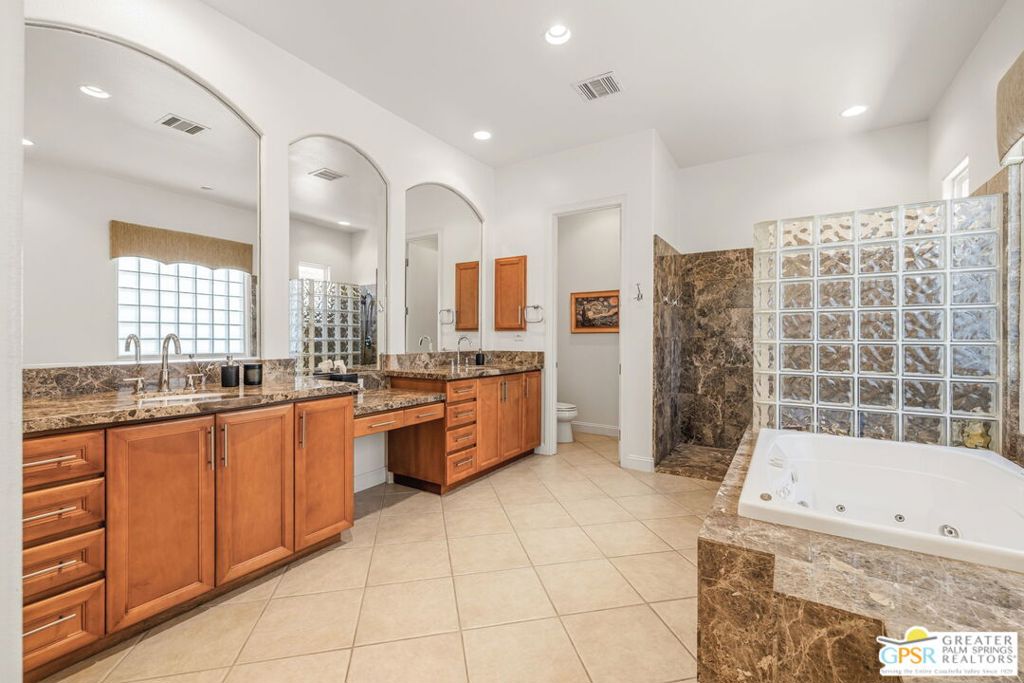 38 Calle Del Norte Property Photo 47
