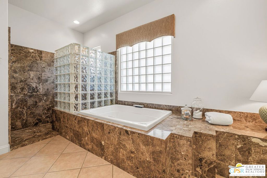 38 Calle Del Norte Property Photo 48