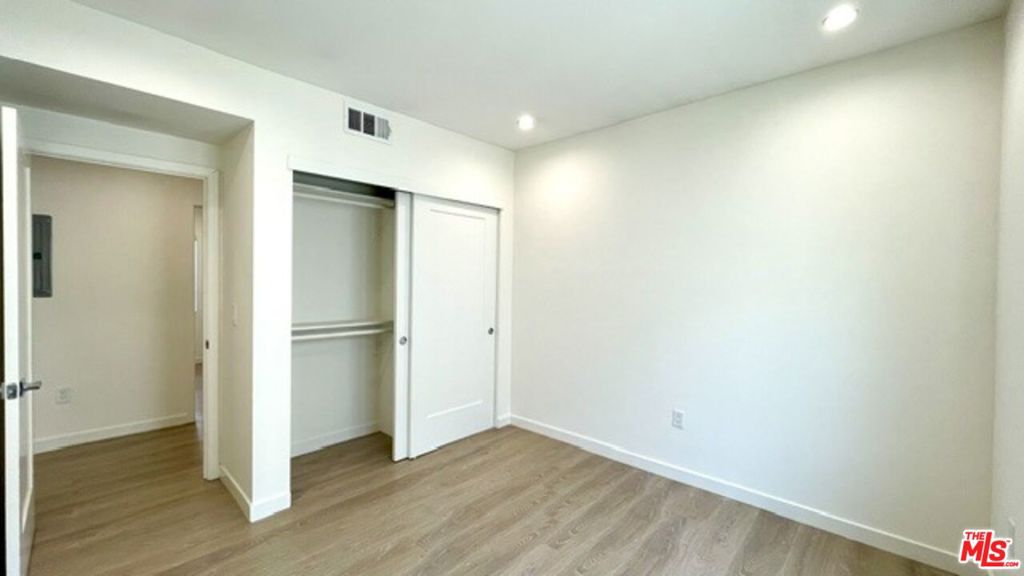5222 Satsuma Avenue Property Photo 22