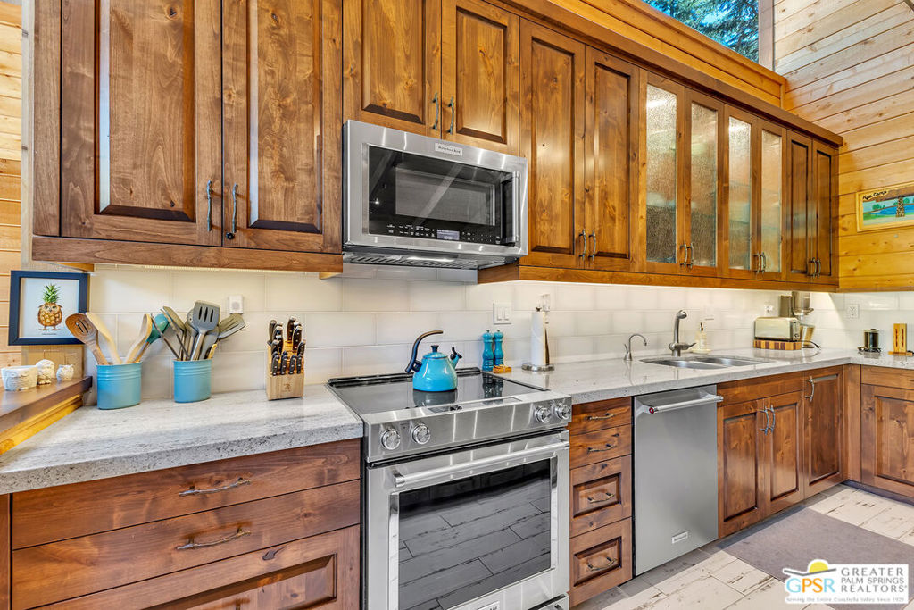 24924 Fern Valley Road Property Photo 28