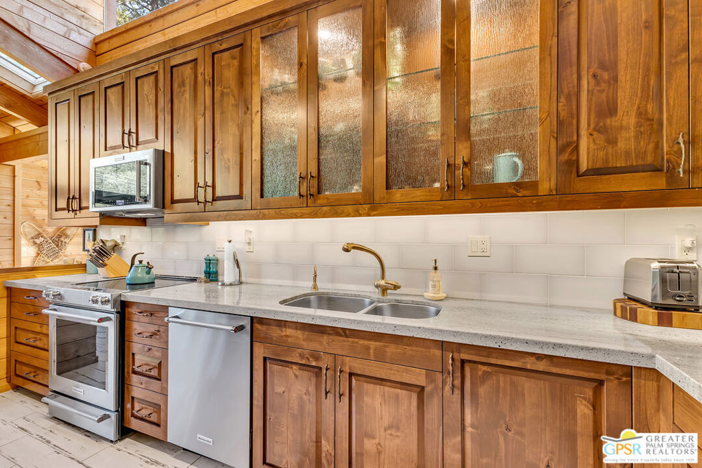 24924 Fern Valley Road Property Photo 41