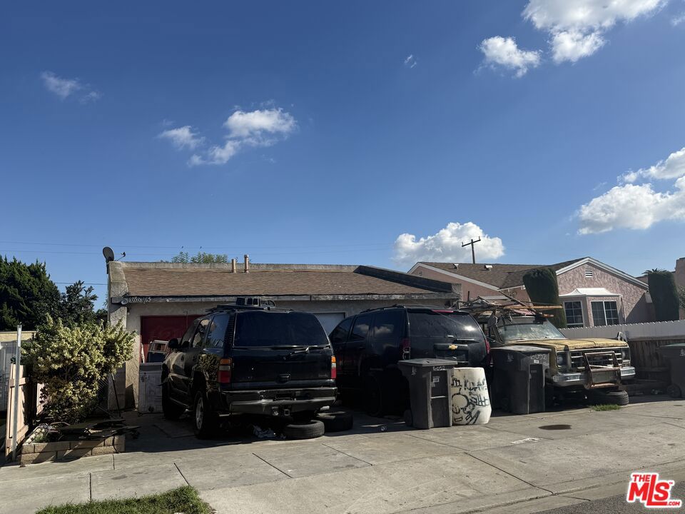 6050 Olive Avenue Property Photo 1