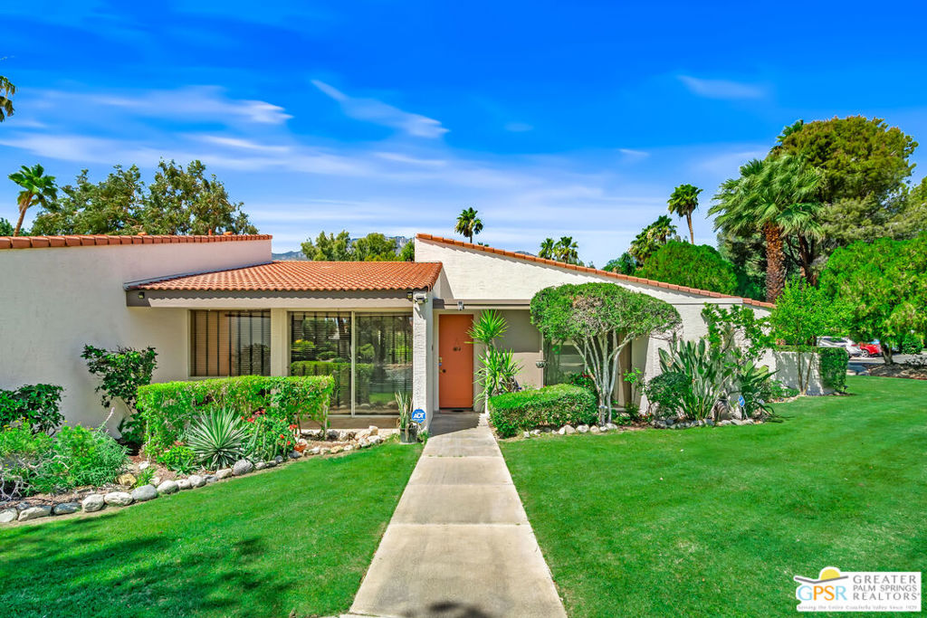 2527 N Whitewater Club Drive A Property Photo 1