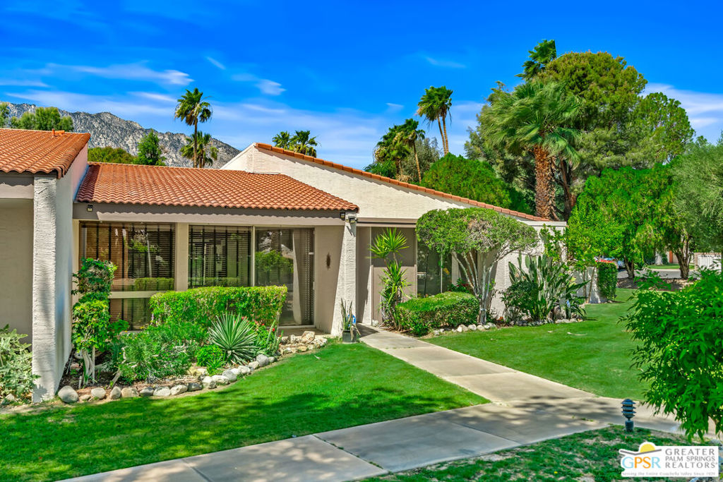 2527 N Whitewater Club Drive A Property Photo 3