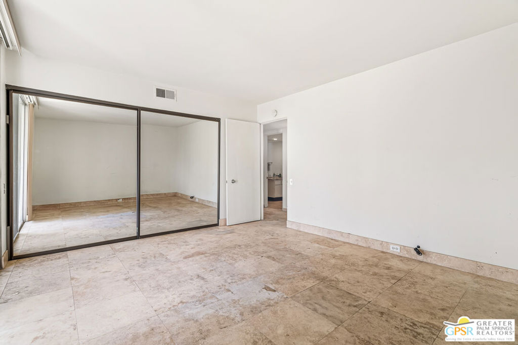 2527 N Whitewater Club Drive A Property Photo 22