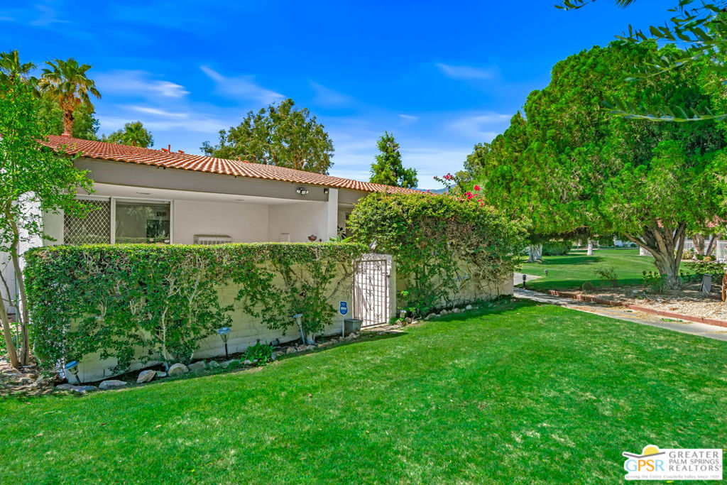2527 N Whitewater Club Drive A Property Photo 32
