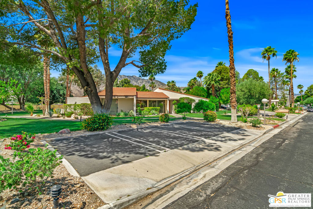 2527 N Whitewater Club Drive A Property Photo 36