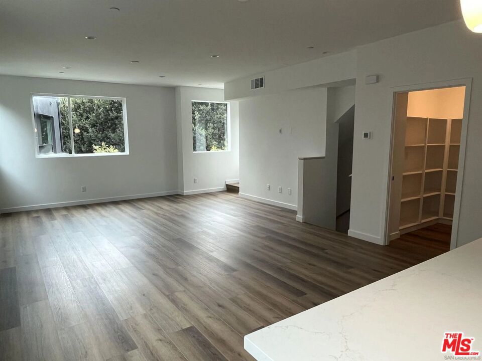 3832 N Emery Way Property Photo 14