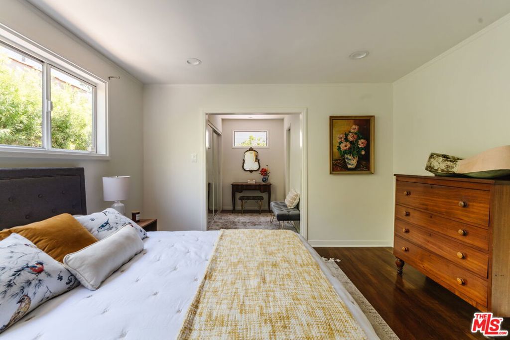 1502 S Crescent Heights Boulevard Property Photo 37