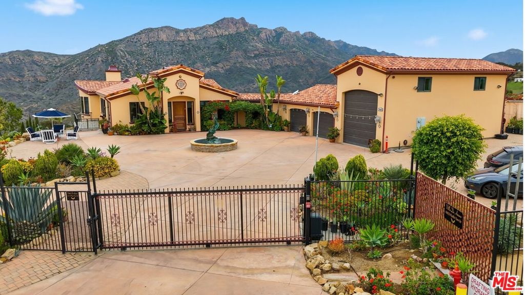 10825 Pacific View Drive Property Photo 6