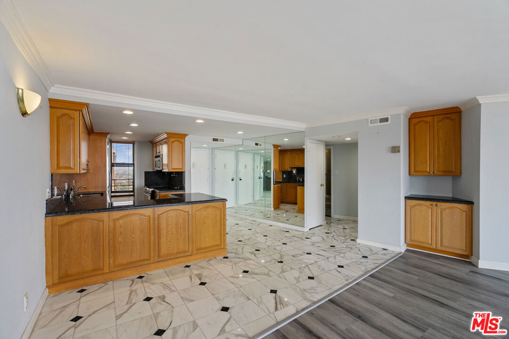 4314 Marina City Drive 1118 Property Photo 10