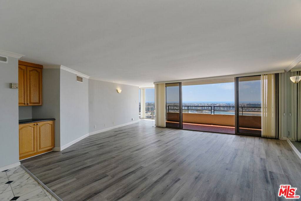 4314 Marina City Drive 1118 Property Photo 18