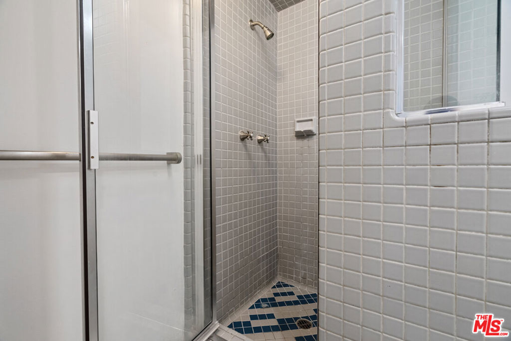 4314 Marina City Drive 1118 Property Photo 35