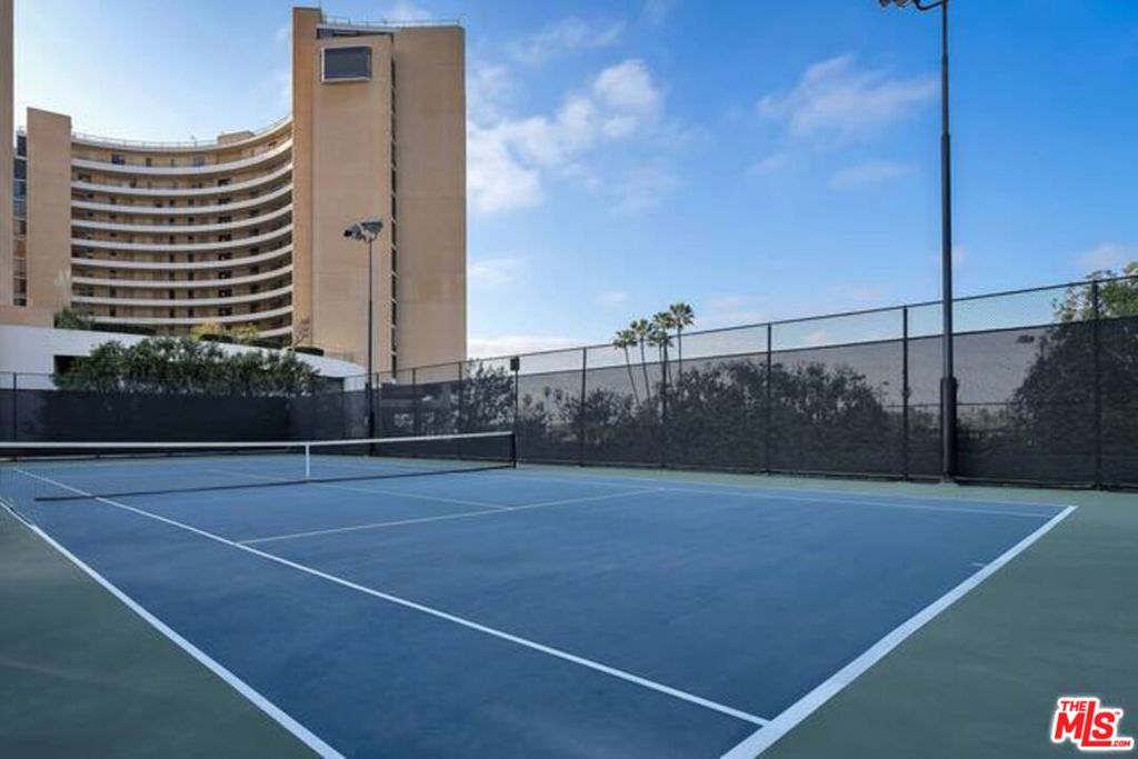 4314 Marina City Drive 1118 Property Photo 45