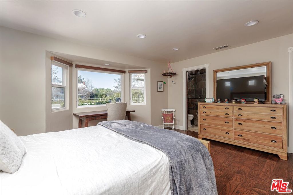 4828 Paint Horse Trail Property Photo 22