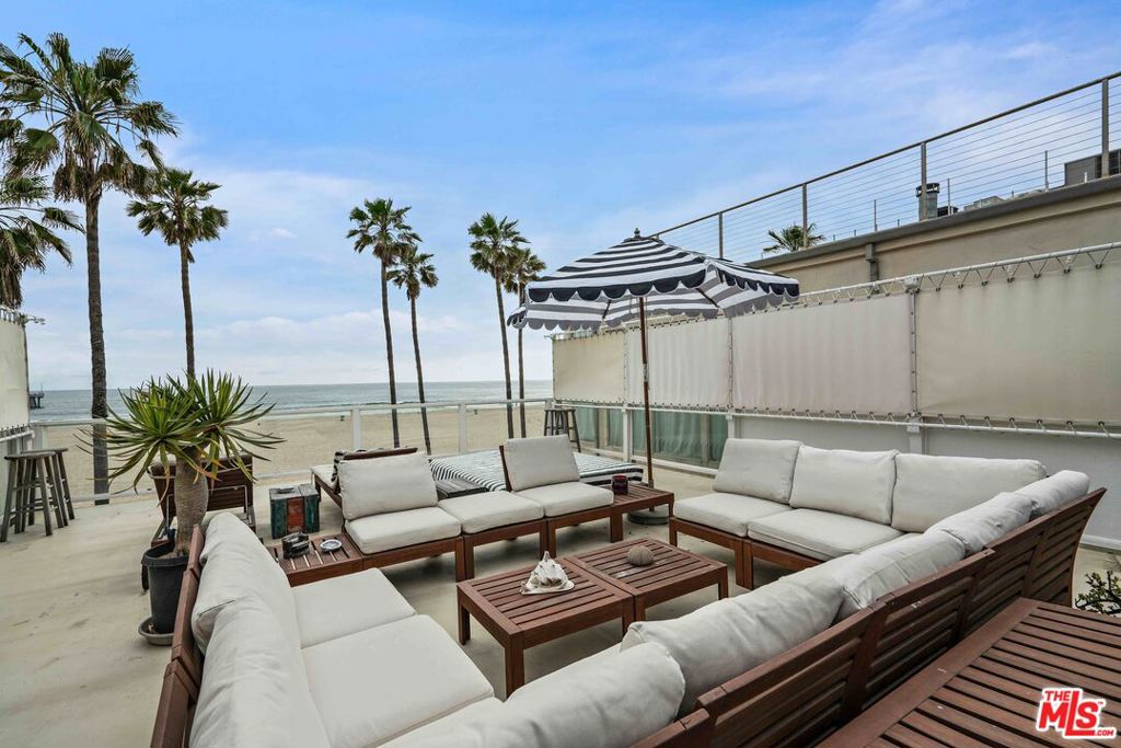 2909 Ocean Front Walk Property Photo 21