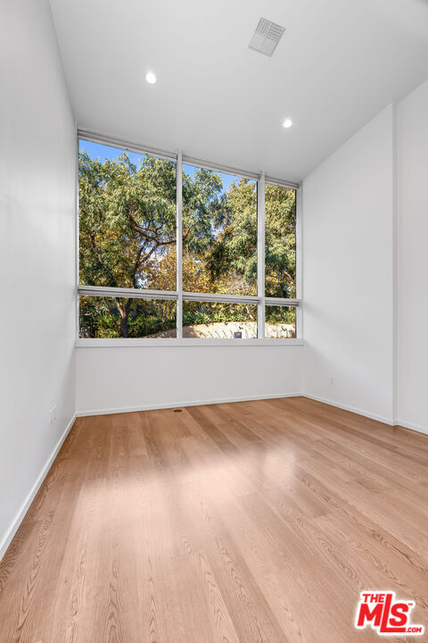 1705 Ocean Avenue 107 Property Photo 50