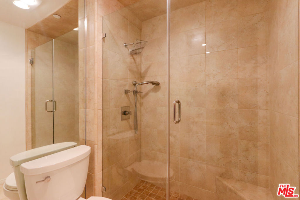 200 N Swall Drive 462 Property Photo 22