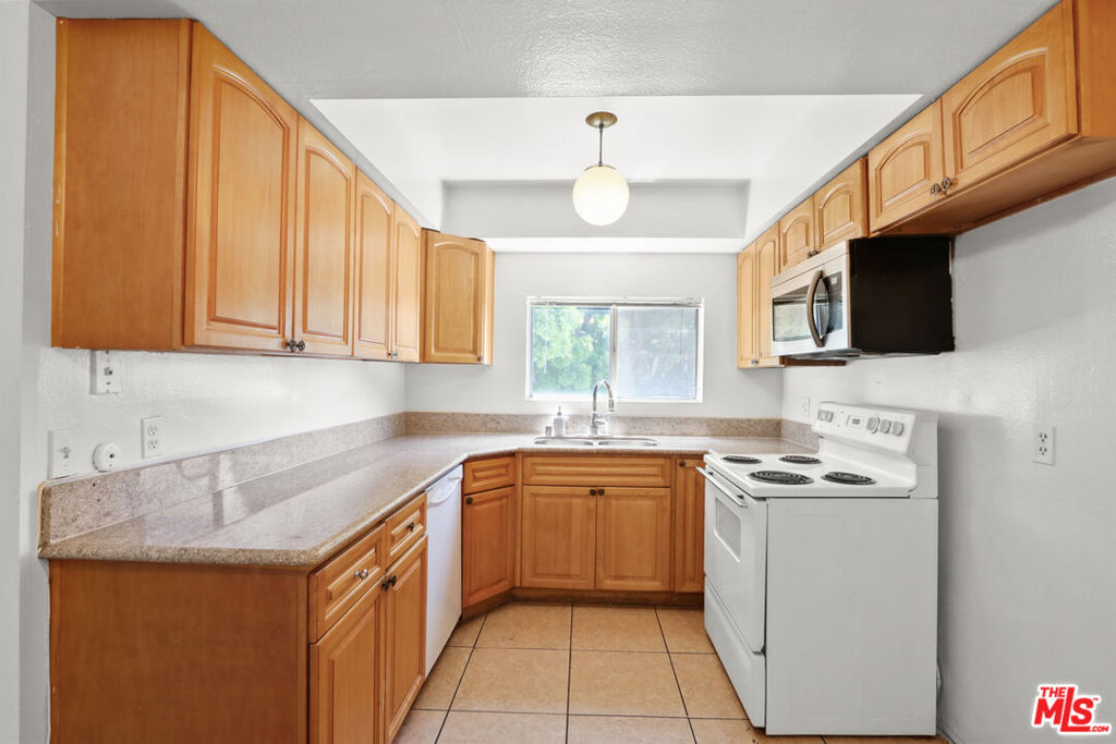 500 Evergreen Street 306 Property Photo 8