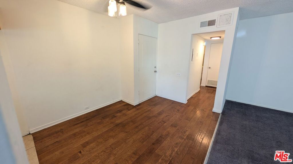 500 Evergreen Street 306 Property Photo 10