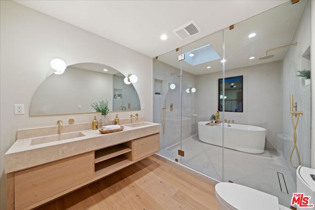 14537 Hesby Street Property Photo 15