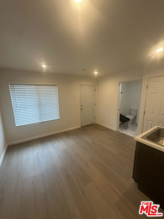 1012 E 73rd Street Property Photo 18