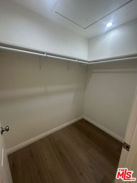 1012 E 73rd Street Property Photo 29
