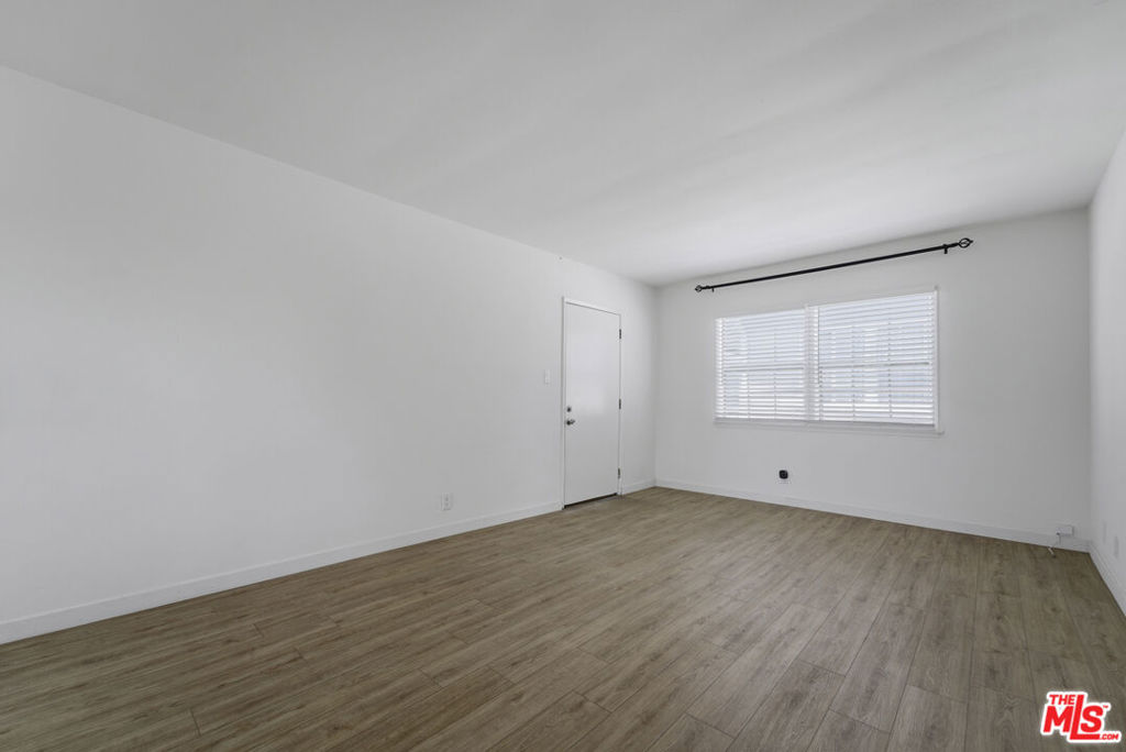 10958 Venice Boulevard Property Photo 23