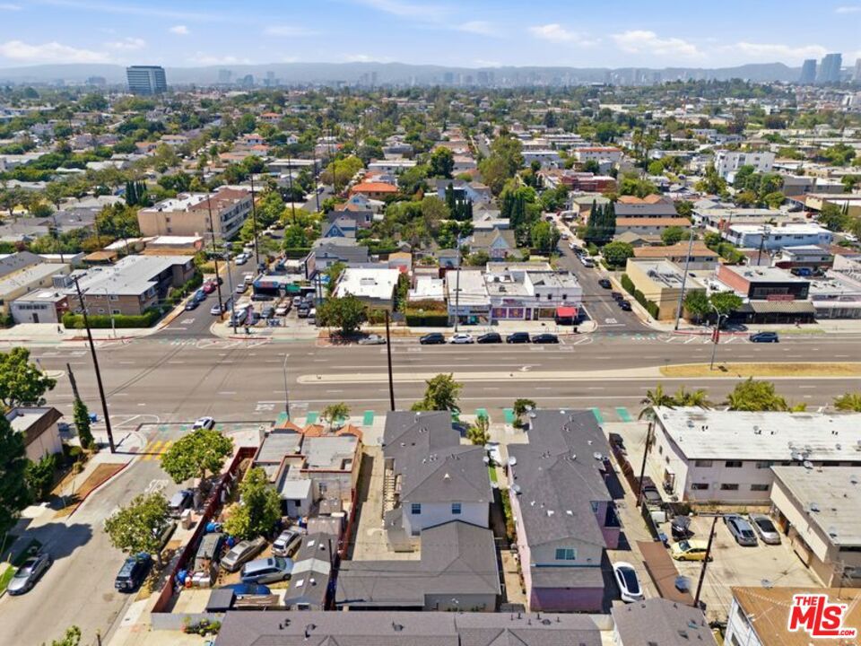 10958 Venice Boulevard Property Photo 31