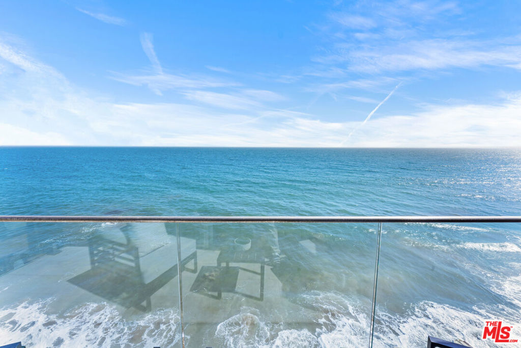 20448 Pacific Coast Highway Property Photo 1