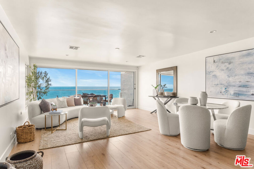 20448 Pacific Coast Highway Property Photo 2