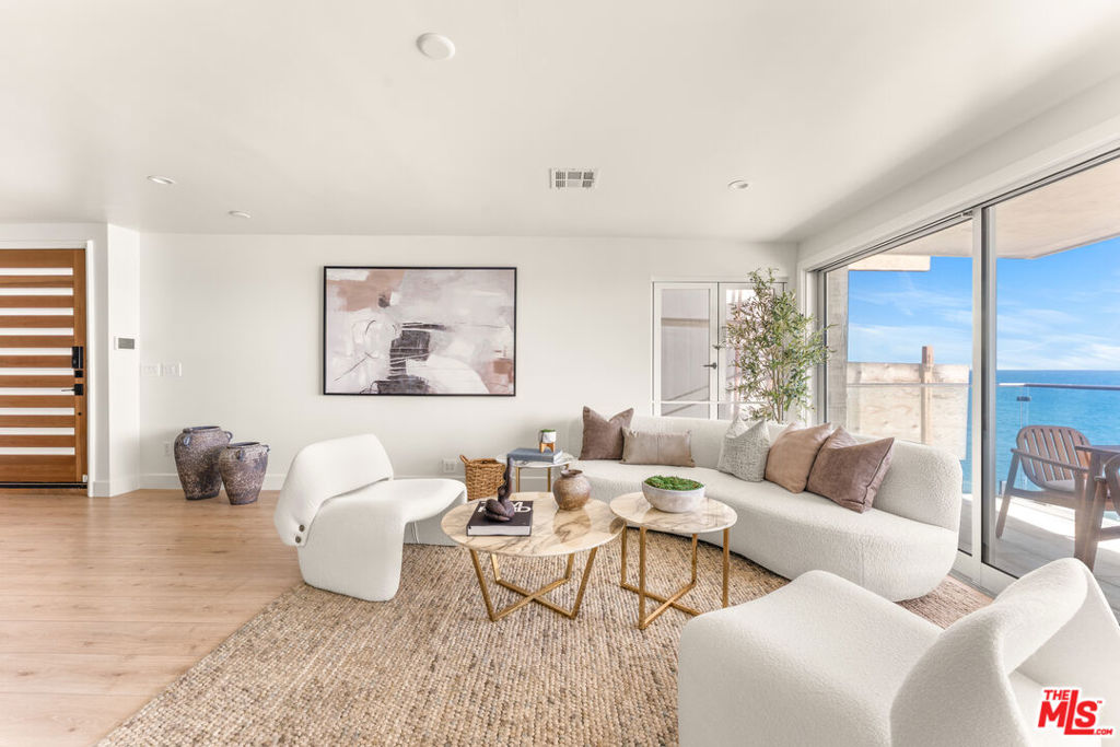 20448 Pacific Coast Highway Property Photo 4
