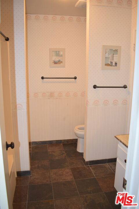 1711 Grismer Avenue 63 Property Photo 19
