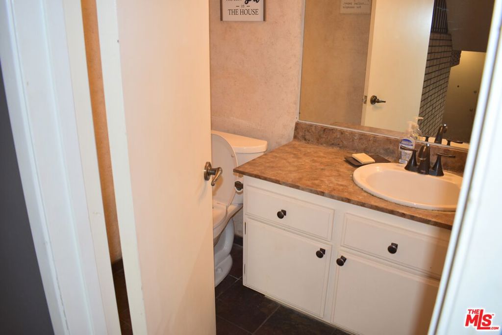 1711 Grismer Avenue 63 Property Photo 25