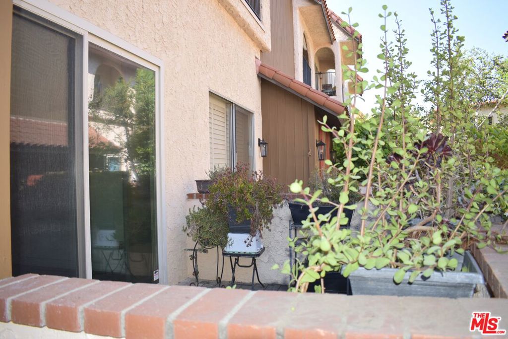 1711 Grismer Avenue 63 Property Photo 29