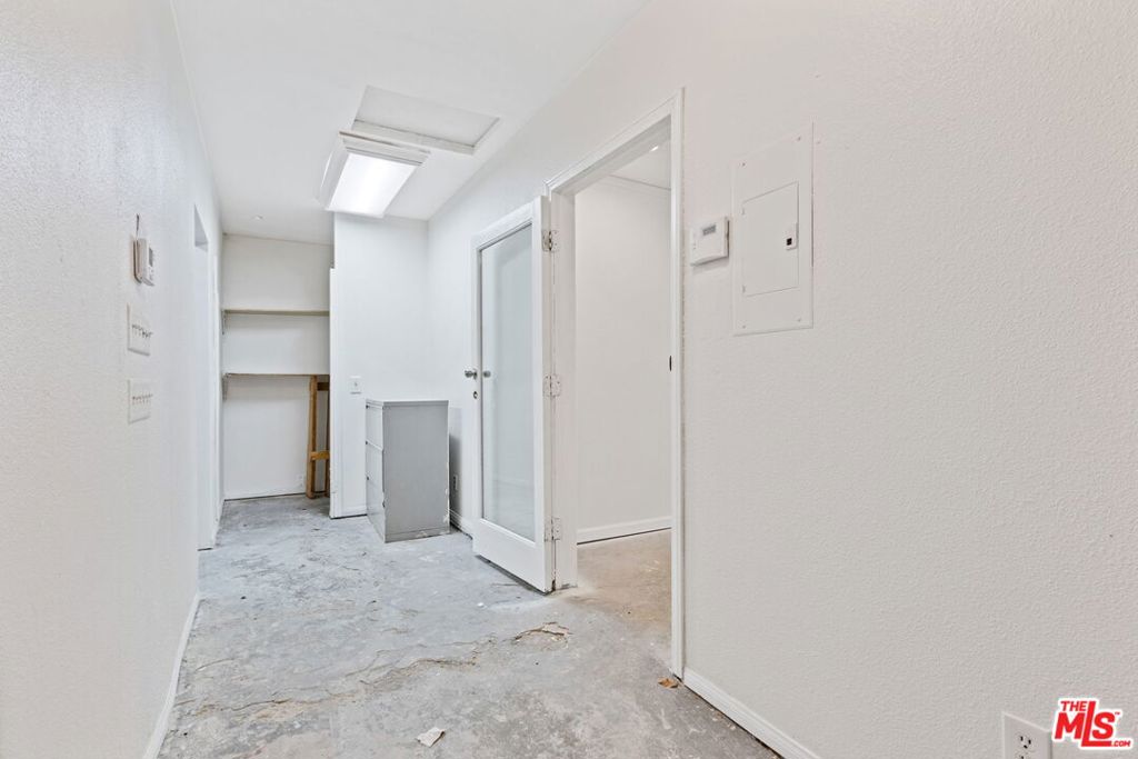 44504 10th Street Property Photo 22