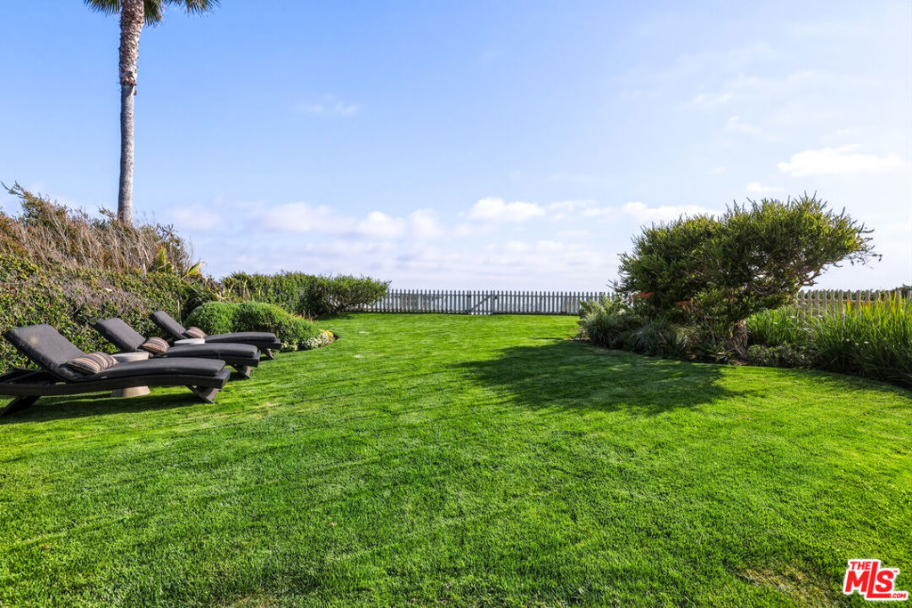 30810 Broad Beach Road Property Photo 5