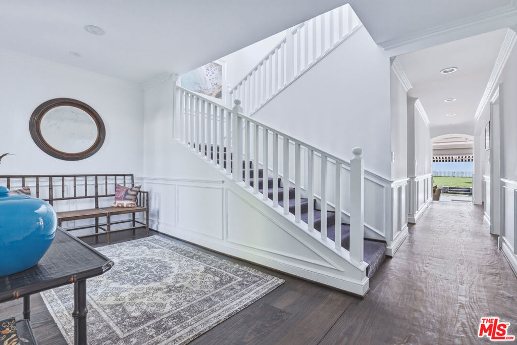 30810 Broad Beach Road Property Photo 12