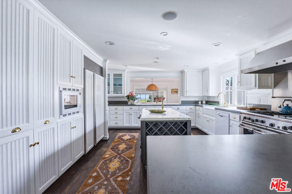 30810 Broad Beach Road Property Photo 15